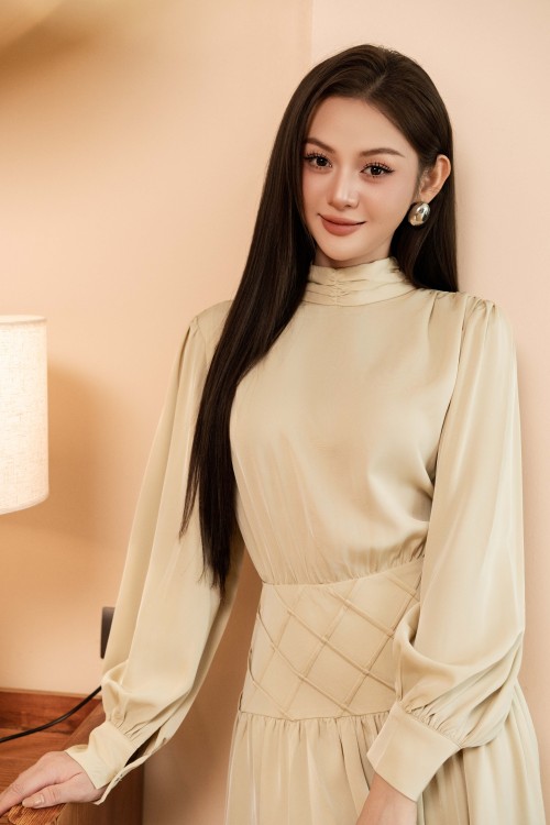 Sixdo Lime Silk Flared Dress